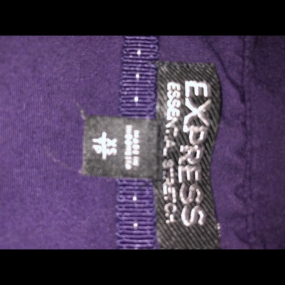 Express Women’s Long-Sleeve Button Shirt - Purple - Picture 3 of 3